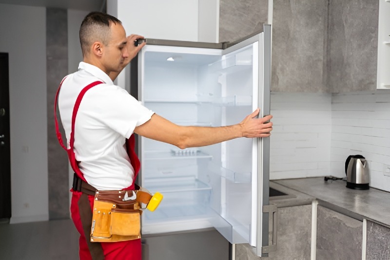 Refrigerator repair in Cathedral City